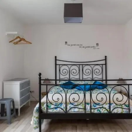 Studio A Apartment *